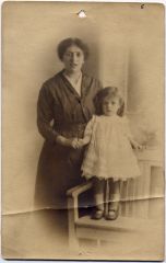 Marjorie Hemmings with her mother, Rose nee Partleton