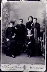 Rose Partleton with her mother and brothers